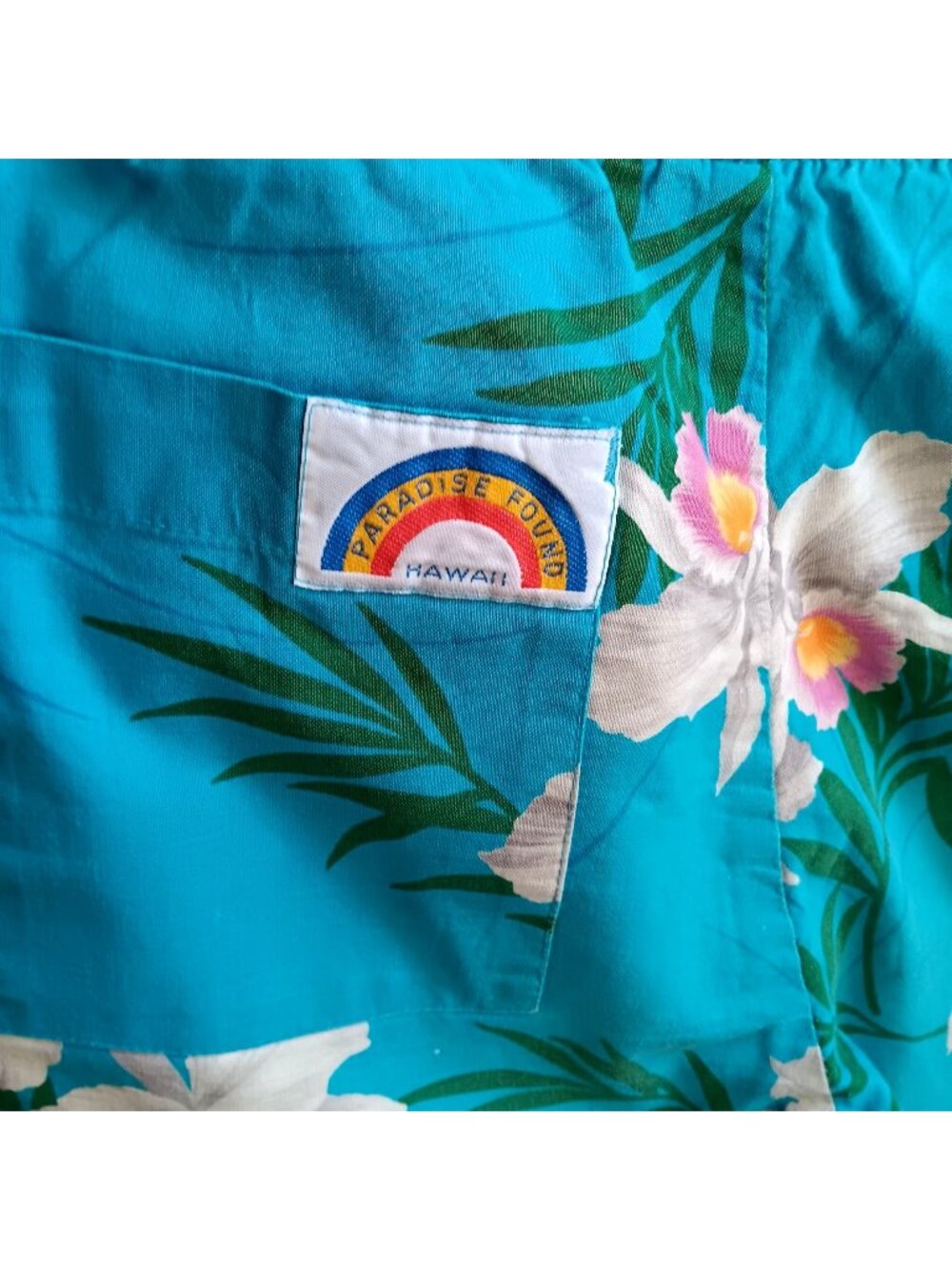 Paradise Found Vintage Hawaiian Shorts  28" 28W 1980's FLORAL PRINT HAWAII Surf
